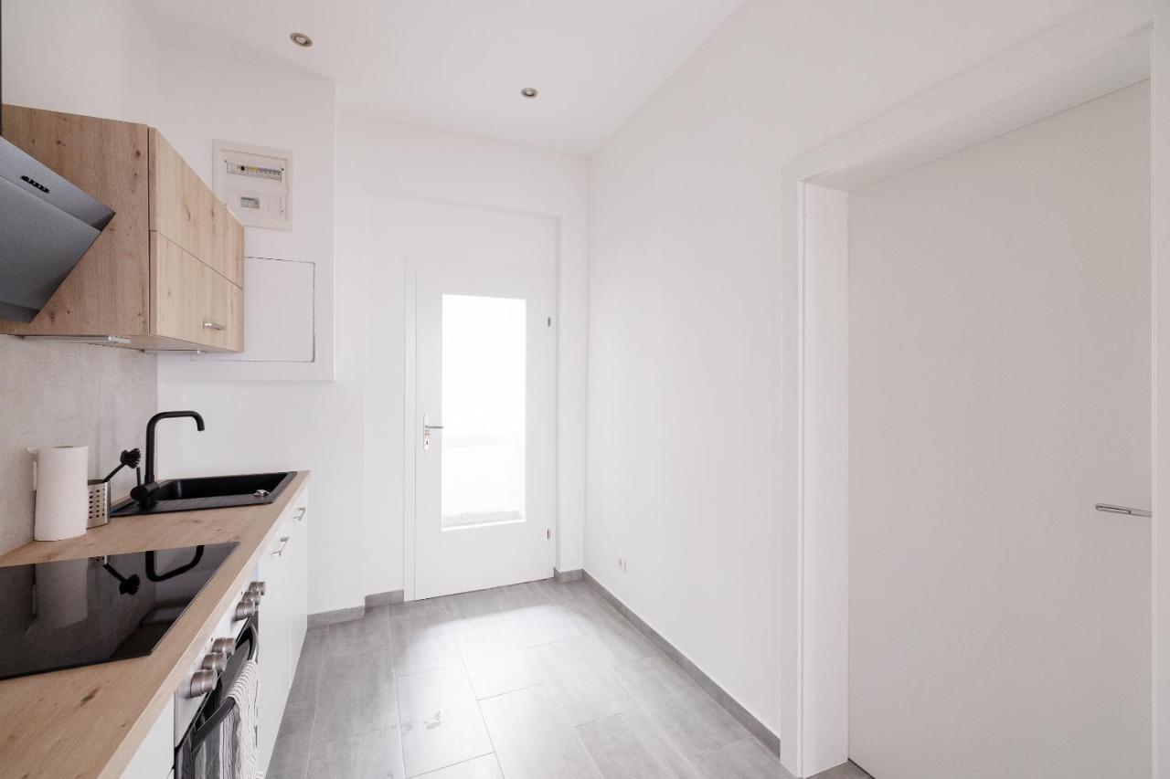 Charming Apartment Near Center Bécs Kültér fotó