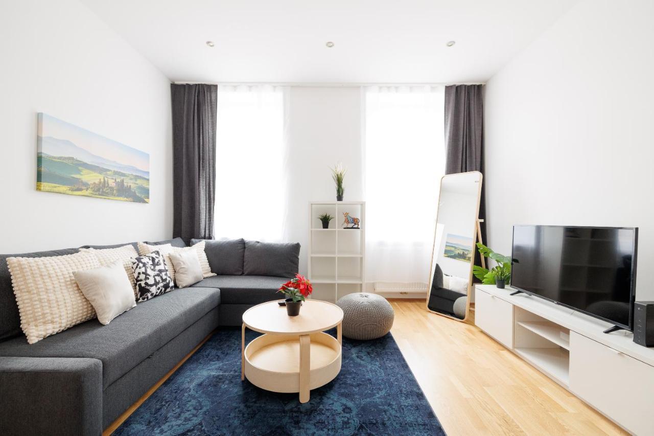 Charming Apartment Near Center Bécs Kültér fotó